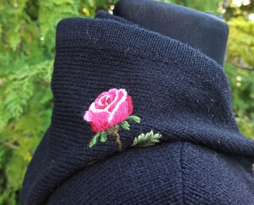 roosidega kampsun, detail